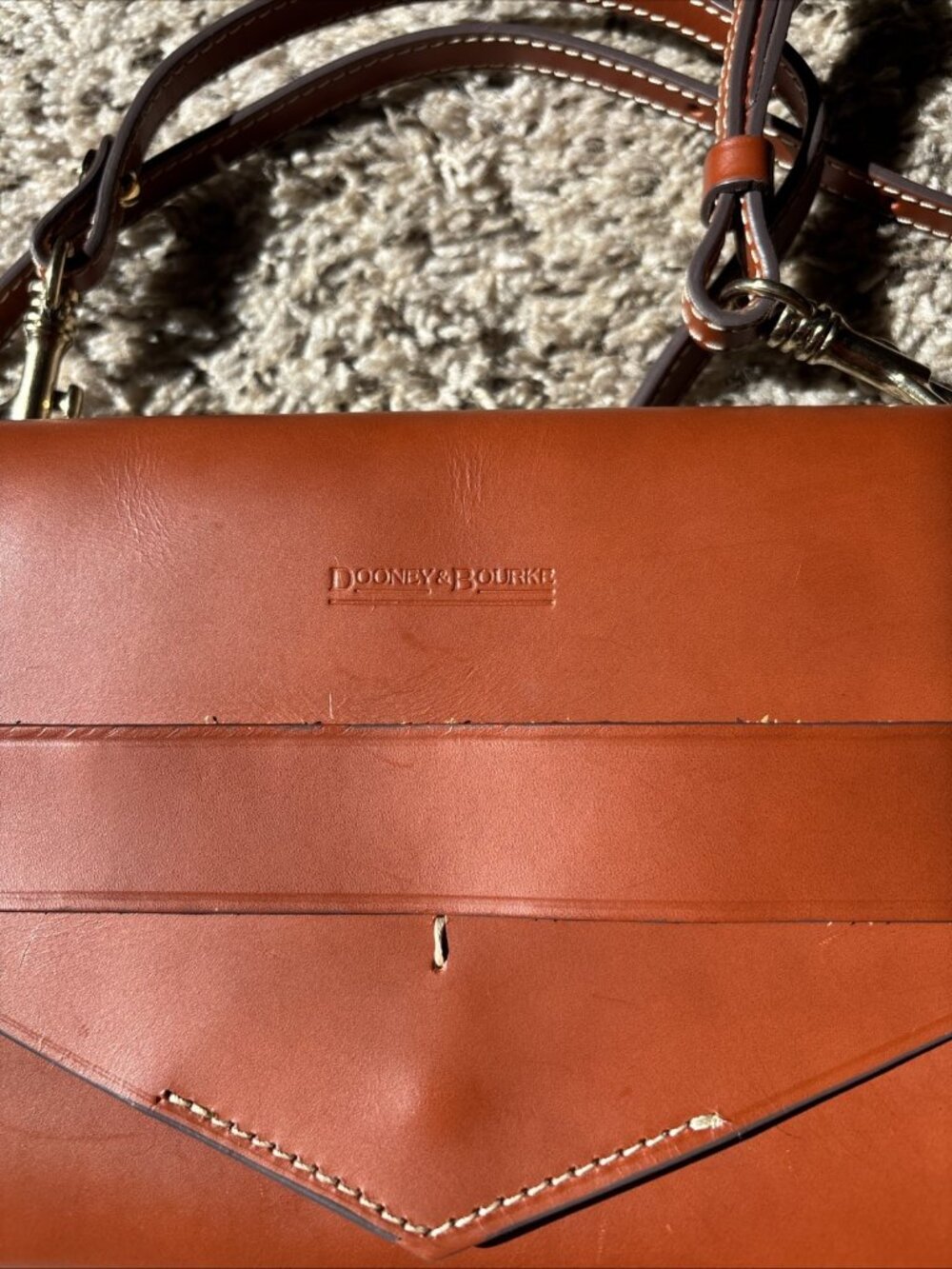 Dooney & Bourke Alto Benedetta Crossbag Premium Italian Leather - Picture 2 of 13